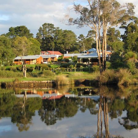 Nornalup Riverside Chalets Bagian luar foto